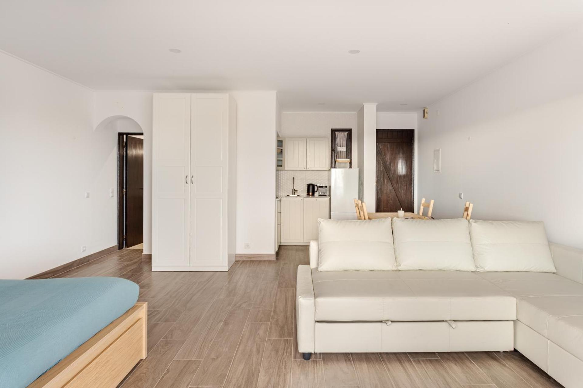 Estudio 24 Em Santa Barbara De Nexe - Faro Colmeal  ภายนอก รูปภาพ